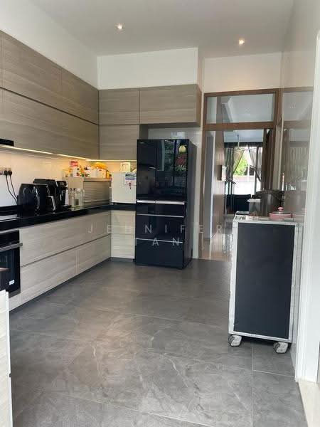 Seletar Hills Estate, 26 Jalan Kechubong, 5 Bedrooms, 4,593 sqft, Semi-Detached House For Sale, by Jennifer Tan, 500245648 - Kitchen - PropertyGuru.com.sg