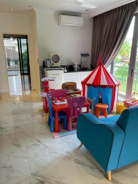 Seletar Hills Estate, 26 Jalan Kechubong, 5 Bedrooms, 4,593 sqft, Semi-Detached House For Sale, by Jennifer Tan, 500245648 - Living Room - PropertyGuru.com.sg