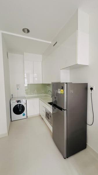 Urban Vista, 2 Tanah Merah Kechil Link, Bedok / Upper East Coast, 1 Bedroom, 549 sqft, Condominium For Sale, by Seah Wan Peng (Gilda), 500245650 - Kitchen - PropertyGuru.com.sg