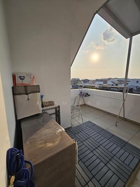 21 Richards, 21 Richards Avenue, Studio, 500 sqft, Apartment For Rent, by Adam Tng, 500245660 - Balcony - PropertyGuru.com.sg