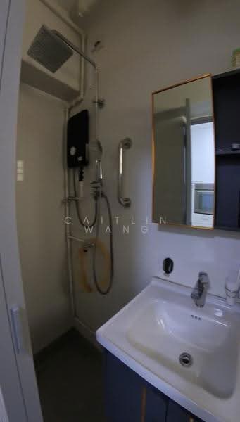 118C Jalan Membina, 118C Jalan Membina, Room Rental, 145 sqft, HDB Flat For Rent, by Caitlin Wang, 500245661 - Bathroom - PropertyGuru.com.sg