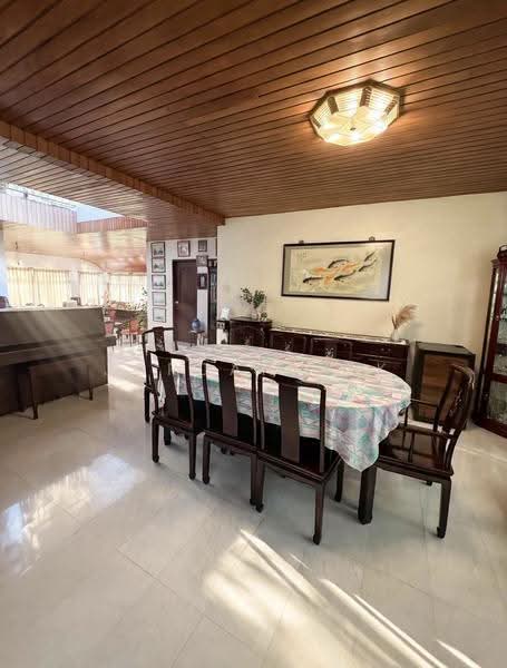Dyson/Tan Sing Boh Road, Dyson Road, Newton / Novena, 4 Bedrooms, 4,200 sqft, Detached House For Sale, by Jordan Pek, 500245662 - Dining Room - PropertyGuru.com.sg