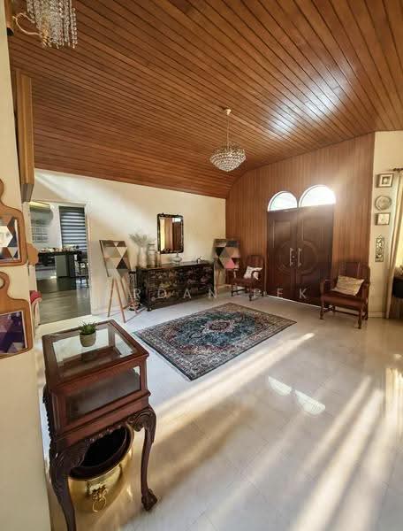 Dyson/Tan Sing Boh Road, Dyson Road, Newton / Novena, 4 Bedrooms, 4,200 sqft, Detached House For Sale, by Jordan Pek, 500245662 - Entrance - PropertyGuru.com.sg