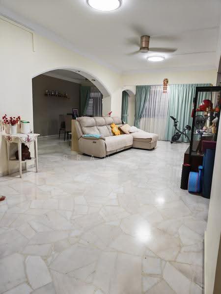 878 Woodlands Avenue 9, 878 Woodlands Avenue 9, 3 Bedrooms, 1,345 sqft, HDB Flat For Sale, by Brandon Yeo, 500245664 - Living Room - PropertyGuru.com.sg