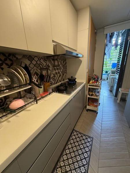 Elliot at the East Coast, 25 Elliot Road, 4 Bedrooms, 2,540 sqft, Condominium For Sale, by Nathaniel Goh, 500245669 - Kitchen - PropertyGuru.com.sg