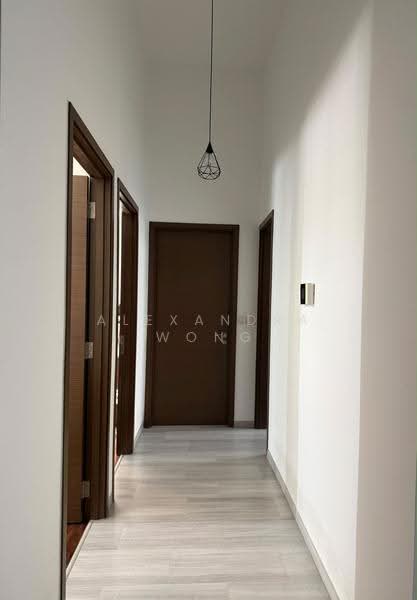 Ceylon Residence, 107 Ceylon Road, 3 Bedrooms, 1,109 sqft, Apartment For Sale, by Alexandra Wong, 500245671 - Corridor - PropertyGuru.com.sg