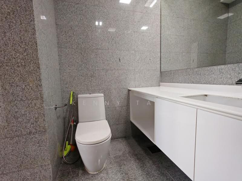 Watertown, 71 Punggol Central, 2 Bedrooms, 807 sqft, Condominium For Rent, by Kenny Tan, 500245700 - Bathroom - PropertyGuru.com.sg