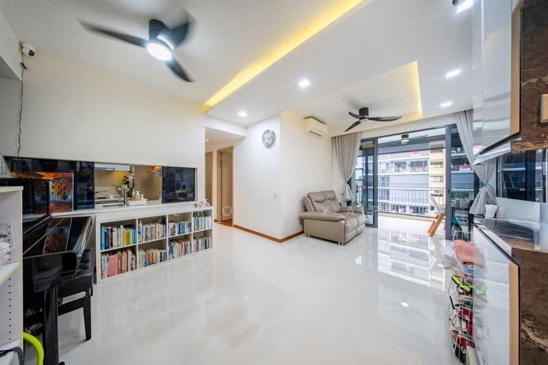 Wandervale, 367 Choa Chu Kang Avenue 3, Dairy Farm / Bukit Panjang / Choa Chu Kang, 3 Bedrooms, 1,130 sqft, Condominium For Sale, by Jerome Yap, 500245704 - Living Room - PropertyGuru.com.sg