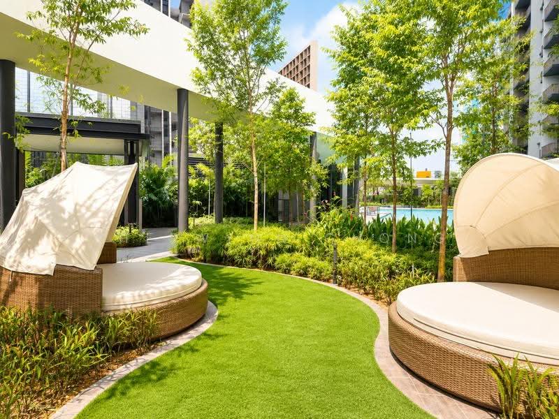 Norwood Grand, 10 Champions Way, 3 Bedrooms, 1,044 sqft, Condominium For Rent, by Sherwynn Chong, 500245705 - Garden - PropertyGuru.com.sg