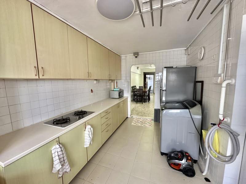 36 Teban Gardens Road, 36 Teban Gardens Road, 2 Bedrooms, 796 sqft, HDB Flat For Sale, by Kye Fung, 500245712 - Kitchen - PropertyGuru.com.sg