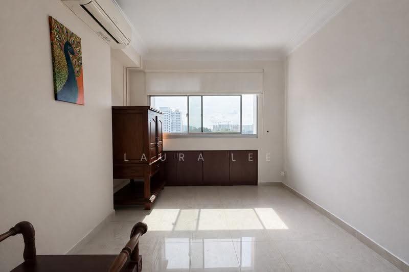 769 Pasir Ris Street 71, 769 Pasir Ris Street 71, Pasir Ris / Tampines, 3 Bedrooms, 1,346 sqft, HDB Flat For Sale, by Laura Lee, 500245719 - Common Bedroom 1 - PropertyGuru.com.sg