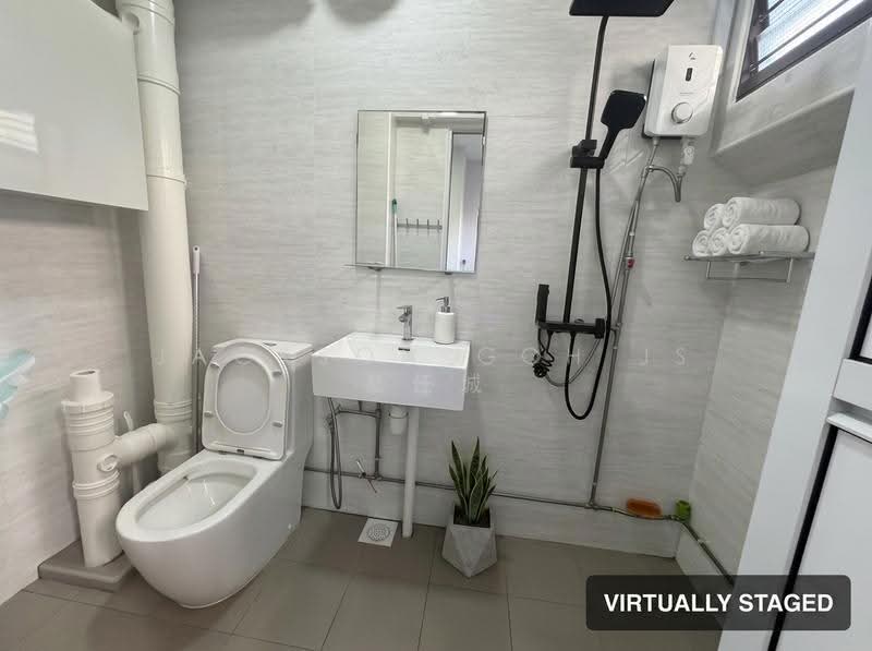 271 Bishan Street 24, 271 Bishan Street 24, Ang Mo Kio / Bishan / Thomson, 3 Bedrooms, 1,119 sqft, HDB Flat For Sale, by Jackson Goh JS 吴任城, 500245723 - Bathroom - PropertyGuru.com.sg