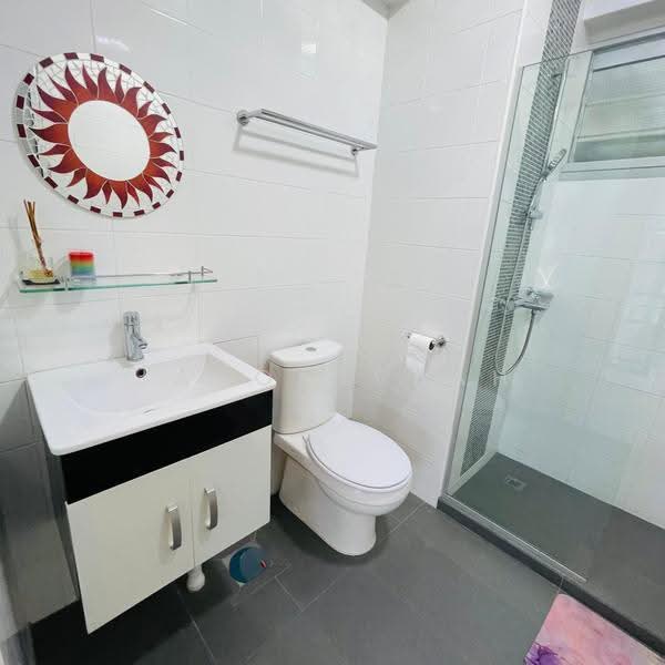 313B Sumang Link, 313B Sumang Link, 3 Bedrooms, 990 sqft, HDB Flat For Rent, by Jason Seah, 500245744 - Bathroom - PropertyGuru.com.sg