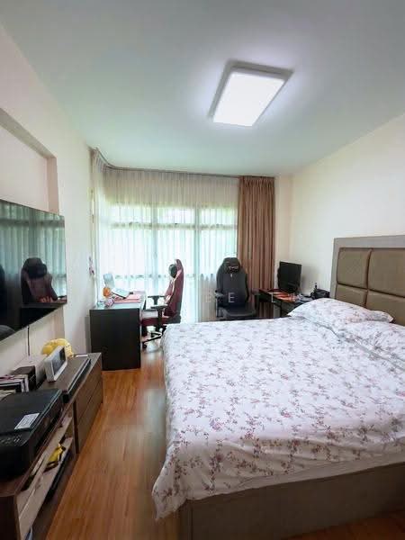 203B Punggol Field, 203B Punggol Field, Hougang / Punggol / Sengkang, 3 Bedrooms, 1,184 sqft, HDB Flat For Sale, by Ping Ee Lu, 500245745 - Bedroom - PropertyGuru.com.sg