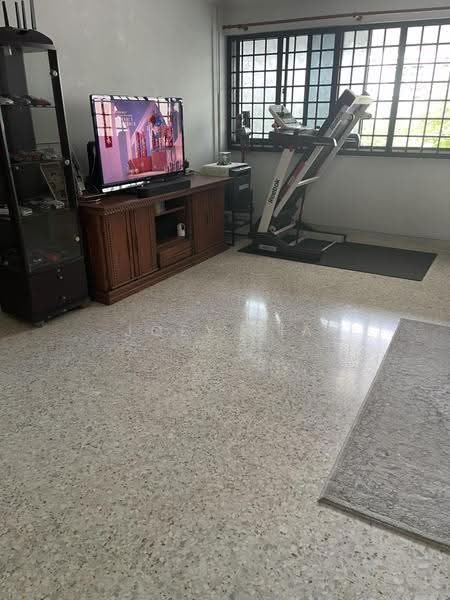 42 Bedok South Road, 42 Bedok South Road, Bedok / Upper East Coast, Room Rental, 107 sqft, HDB Flat For Rent, by Joey Sia, 500245746 - Living Room - PropertyGuru.com.sg