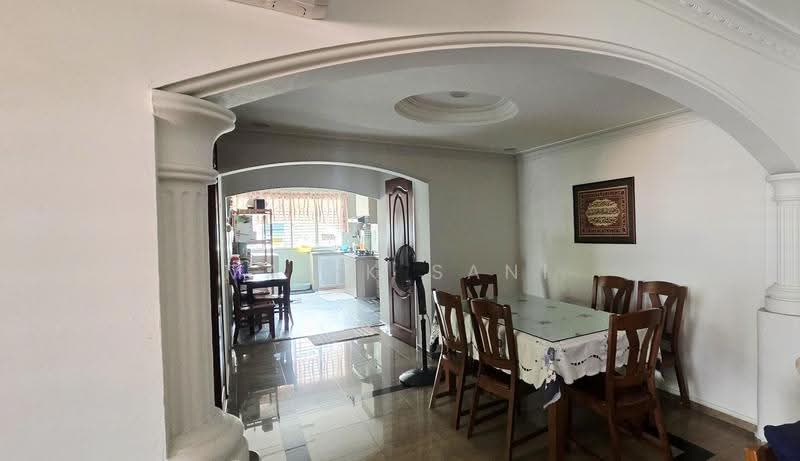 414 Choa Chu Kang Avenue 4, 414 Choa Chu Kang Avenue 4, Dairy Farm / Bukit Panjang / Choa Chu Kang, 4 Bedrooms, 1,302 sqft, HDB Flat For Sale, by Malik Sani, 500245769 - PropertyGuru.com.sg