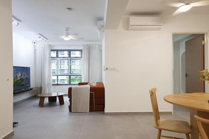 621A Tampines Street 61, 621A Tampines Street 61, 3 Bedrooms, 1,001 sqft, HDB Flat For Sale, by Enzo Chong, 500245789 - Living Room - PropertyGuru.com.sg