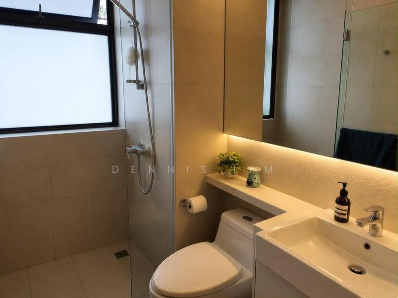 The Topiary, 19 Fernvale Lane, 3 Bedrooms, 1,044 sqft, Condominium For Sale, by Dennis Lim, 500245790 - Bathroom - PropertyGuru.com.sg