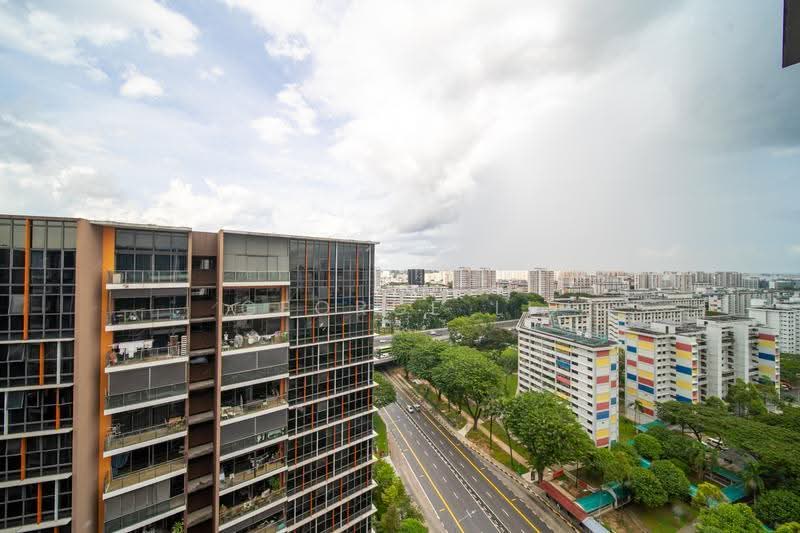 Sims Urban Oasis, 2 Sims Drive, 3 Bedrooms, 1,001 sqft, Condominium For Sale, by George Li, 500245792 - Exterior - PropertyGuru.com.sg