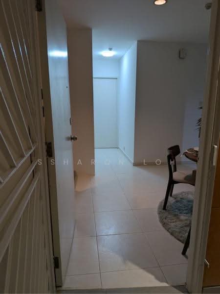 The Plaza, 7500A Beach Road, Beach Road / Bugis / Rochor, 1 Bedroom, , Apartment For Rent, by Ssharon Loh, 500245795 - PropertyGuru.com.sg