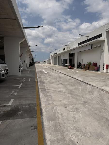 Ascent @ Gambas, 6 Gambas Way, Sembawang / Yishun, 1,733 sqft, Factory / Workshop (B2) For Rent, by Serene Law, 500245803 - Exterior - CommercialGuru.com.sg