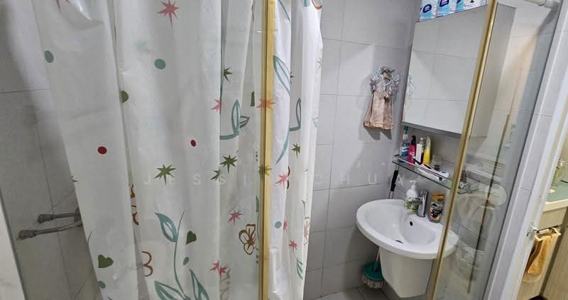 1 Canberra, 7 Canberra Drive, Studio, 350 sqft, Condominium For Rent, by Jessin Chua, 500245820 - Bathroom - PropertyGuru.com.sg