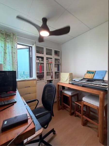 Treasure at Tampines, 49 Tampines Lane, Pasir Ris / Tampines, 3 Bedrooms, 915 sqft, Condominium For Sale, by Rosalind Teo, 500245827 - PropertyGuru.com.sg