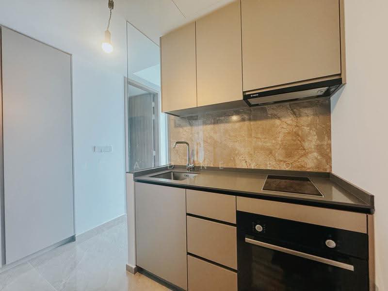 Norwood Grand, , 2 Bedrooms, 624 sqft, Condominium For Rent, by Jeraldine Yeo, 500245830 - Kitchen - PropertyGuru.com.sg
