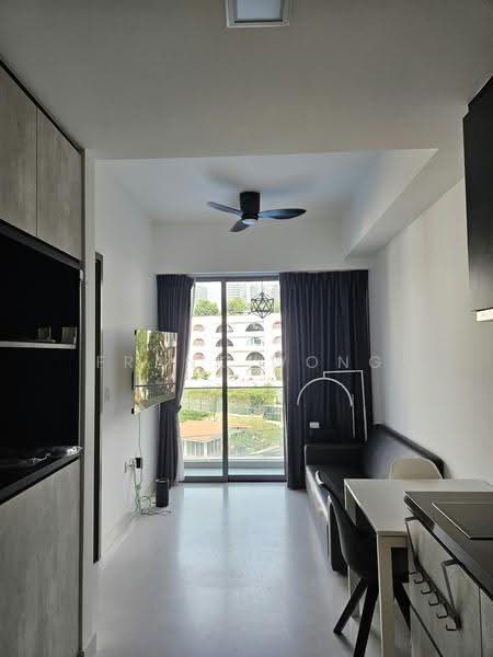 The Rise @ Oxley - Residences, 71 Oxley Rise, 1 Bedroom, 400 sqft, Apartment For Rent, by Frank Wong, 500245834 - Living Room - PropertyGuru.com.sg