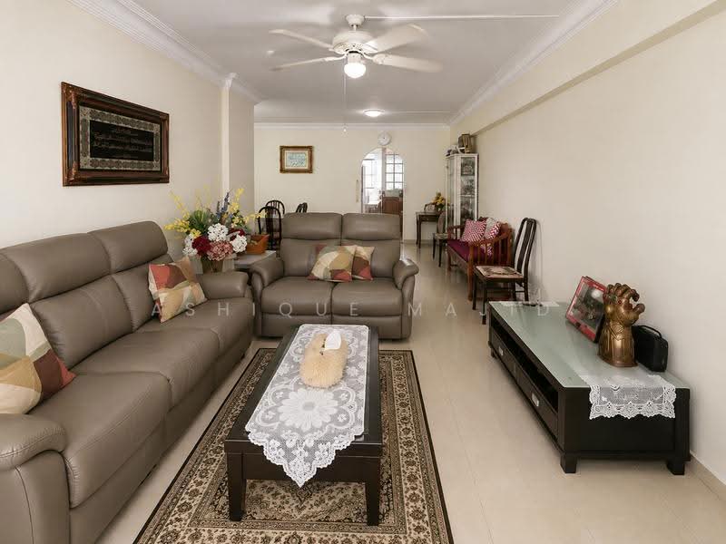 436 Tampines Street 43, 436 Tampines Street 43, 3 Bedrooms, 1,130 sqft, HDB Flat For Sale, by Ashique Majid, 500245842 - Living Room - PropertyGuru.com.sg