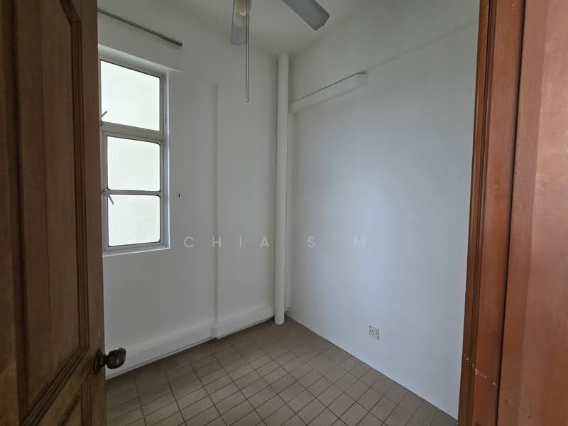 La Suisse I, 58 Swiss View, 3 Bedrooms, 1,658 sqft, Condominium For Rent, by Chia S M, 500245845 - PropertyGuru.com.sg