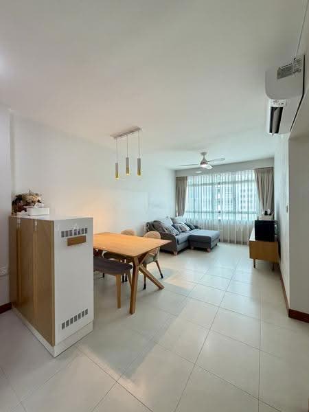 38C Bendemeer Road, 38C Bendemeer Road, 3 Bedrooms, 990 sqft, HDB Flat For Sale, by Javier Chew, 500245848 - Living Room - PropertyGuru.com.sg
