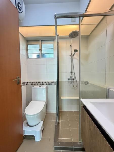 38C Bendemeer Road, 38C Bendemeer Road, 3 Bedrooms, 990 sqft, HDB Flat For Sale, by Javier Chew, 500245848 - Bathroom - PropertyGuru.com.sg