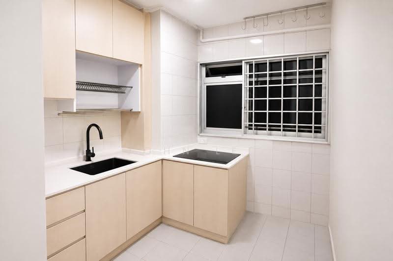 331 Woodlands Avenue 1, 331 Woodlands Avenue 1, 2 Bedrooms, 750 sqft, HDB Flat For Rent, by John Lee, 500245850 - Kitchen - PropertyGuru.com.sg