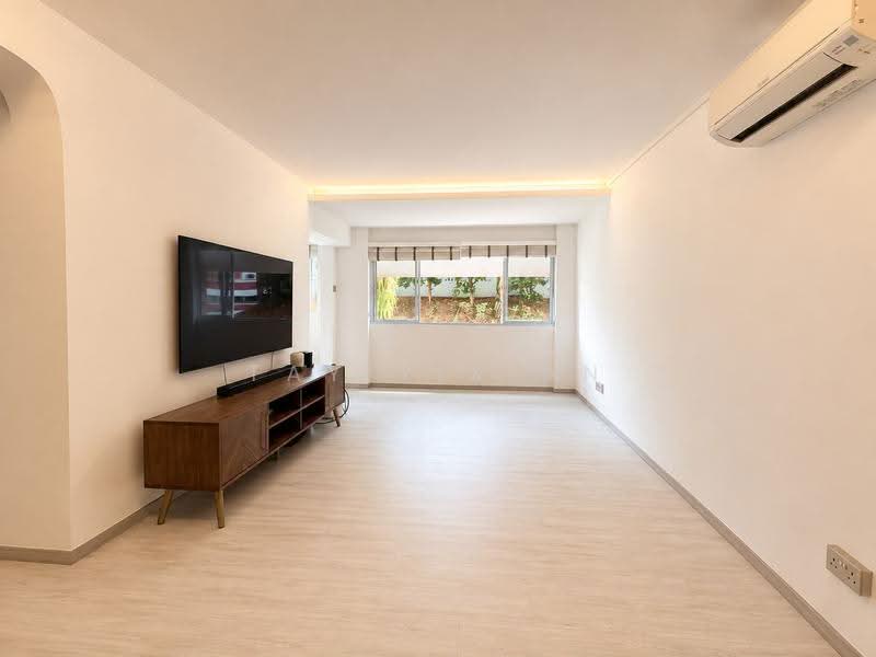 11 Toh Yi Drive, 11 Toh Yi Drive, Clementi Park / Upper Bukit Timah, 4 Bedrooms, 1,313 sqft, HDB Flat For Sale, by Tay Yixian, 500245859 - Living Room - PropertyGuru.com.sg