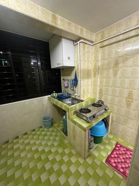 48 Circuit Road, 48 Circuit Road, 3 Bedrooms, 1,292 sqft, HDB Flat For Sale, by Angelin Loh, 500245861 - Kitchen - PropertyGuru.com.sg