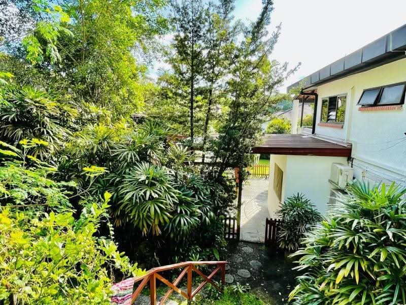 GCB ELEVATED SQUARISH BINJAI SWISS CLUB <$40 MIL, Clementi Park / Upper Bukit Timah, 5 Bedrooms, 5,555 sqft, Good Class Bungalow For Sale, by Dan Tan, 500245865 - Exterior - PropertyGuru.com.sg