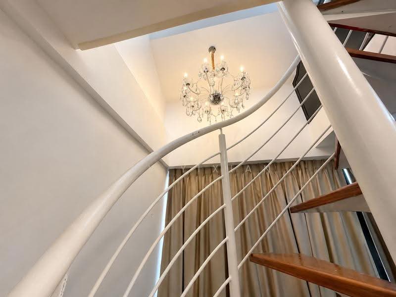 Guillemard Suites, 213 Guillemard Road, 2 Bedrooms, 790 sqft, Apartment For Sale, by Tay Yixian, 500245876 - Stairway - PropertyGuru.com.sg