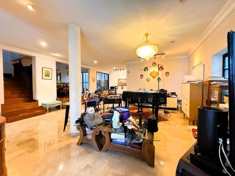โ
๐๐ฎ๐ป๐ฑ๐ฒ๐ฑ ๐๐
๐ฐ๐ฒ๐น๐น๐ฒ๐ป๐ฐ๐ฒ โ
Freehold Landed | Rebuild To A Detached | Serangoon Gardens, Serangoon Garden Way | Brighton Avenue | St Helier's Avenue, 9 Bedrooms, 5,000 sqft, Detached House For Sale, by Andy Cheng, 500245901 - Living Room - PropertyGuru.com.sg