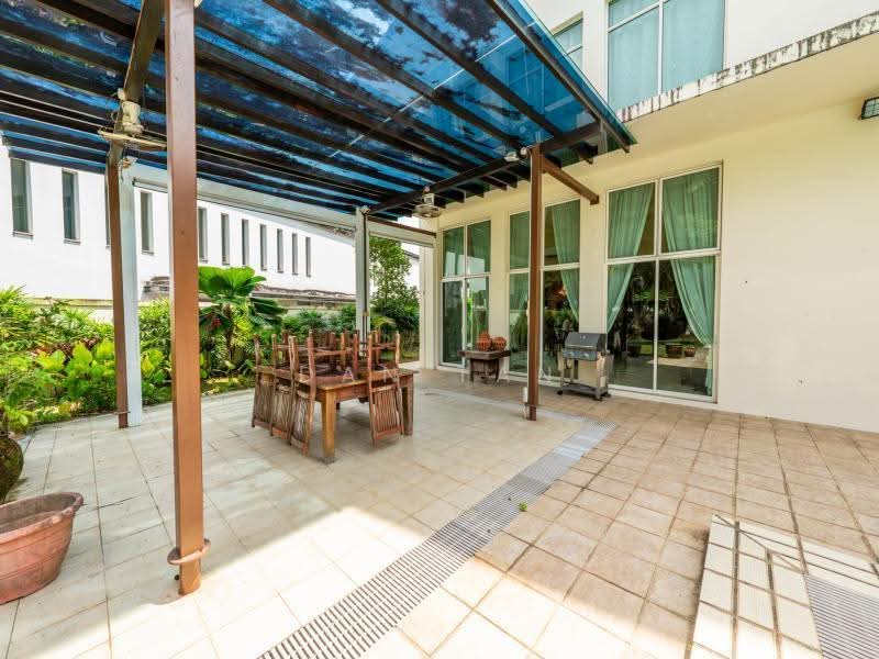 GCB Wide FrontageSuperb Privacy<$35 MIL, swiss club, 10+ Bedrooms, 10,000 sqft, Good Class Bungalow For Sale, by Dan Tan, 500245907 - Exterior - PropertyGuru.com.sg