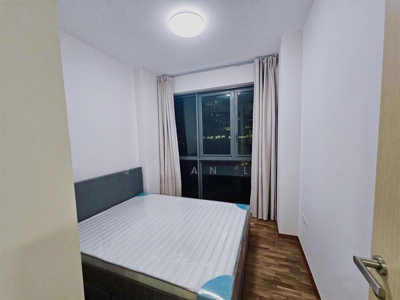 Esparina Residences, 113 Compassvale Bow, 2 Bedrooms, 829 sqft, Condominium For Rent, by Julian Li, 500245909 - Bedroom - PropertyGuru.com.sg