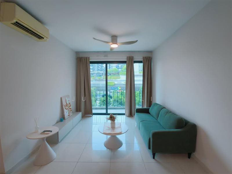 Esparina Residences, 113 Compassvale Bow, Hougang / Punggol / Sengkang, 2 Bedrooms, 829 sqft, Condominium For Rent, by Julian Li, 500245909 - Living Room - PropertyGuru.com.sg