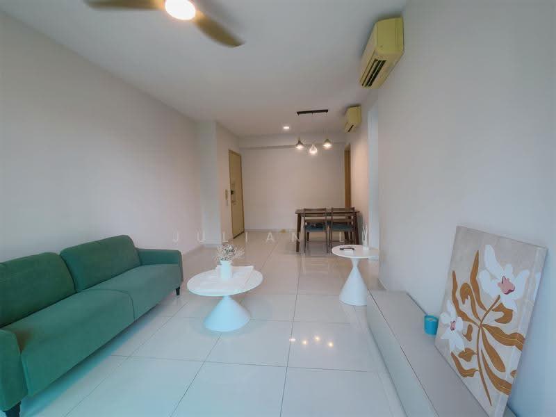 Esparina Residences, 113 Compassvale Bow, Hougang / Punggol / Sengkang, 2 Bedrooms, 829 sqft, Condominium For Rent, by Julian Li, 500245909 - Living Room - PropertyGuru.com.sg