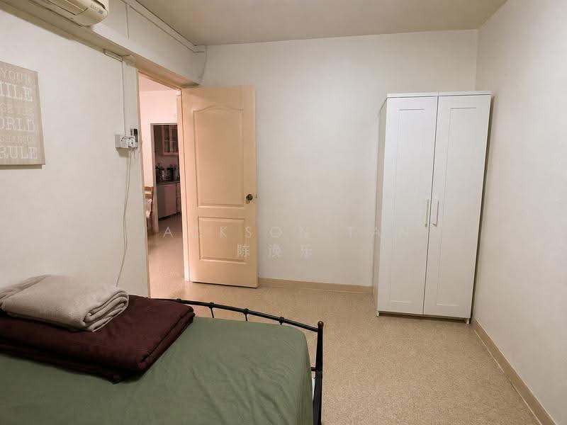 2 Lorong Lew Lian, 2 Lorong Lew Lian, Room Rental, 161 sqft, HDB Flat For Rent, by Jackson Tan 陈涣乐, 500245914 - Bedroom - PropertyGuru.com.sg