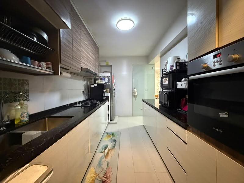 997B Buangkok Crescent, 997B Buangkok Crescent, Hougang / Punggol / Sengkang, 4 Bedrooms, 1,216 sqft, HDB Flat For Sale, by Sherry Goh, 500245916 - Kitchen - PropertyGuru.com.sg