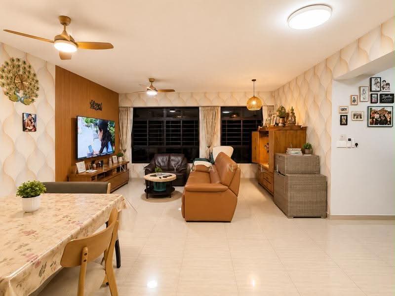 997B Buangkok Crescent, 997B Buangkok Crescent, Hougang / Punggol / Sengkang, 4 Bedrooms, 1,216 sqft, HDB Flat For Sale, by Eng Yuan Li, 500245922 - Living Room - PropertyGuru.com.sg