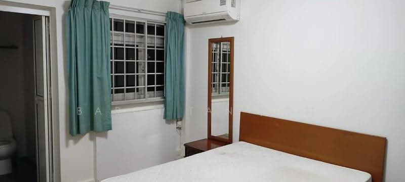 331 Woodlands Avenue 1, 331 Woodlands Avenue 1, Admiralty / Woodlands, 2 Bedrooms, 750 sqft, HDB Flat For Rent, by Baron Tan 陈鼎超, 500245925 - Bedroom - PropertyGuru.com.sg