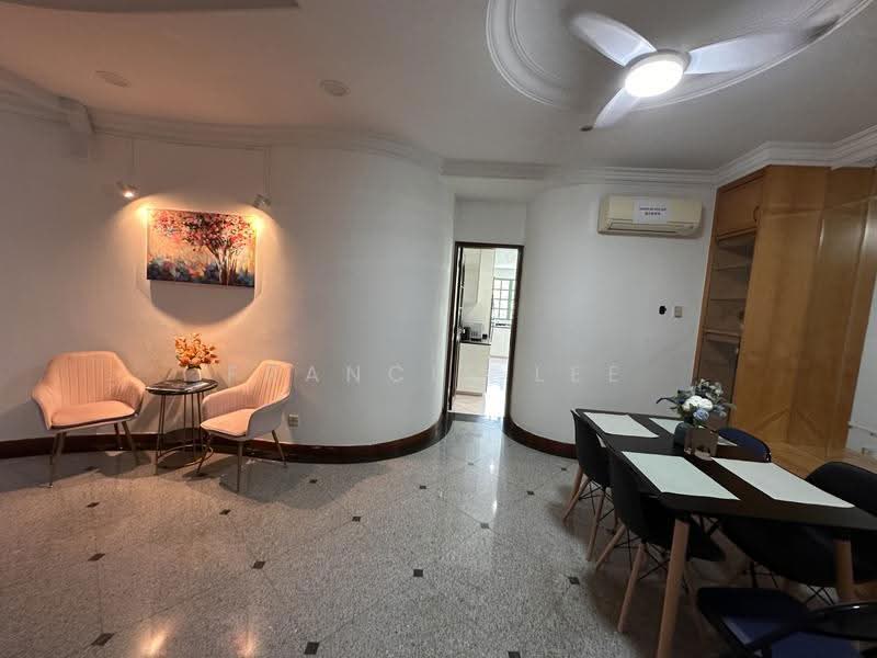 Gold Coast Condo, 360 Pasir Panjang Road, Room Rental, 120 sqft, Condominium For Rent, by Francis Lee, 500245929 - Living Room - PropertyGuru.com.sg
