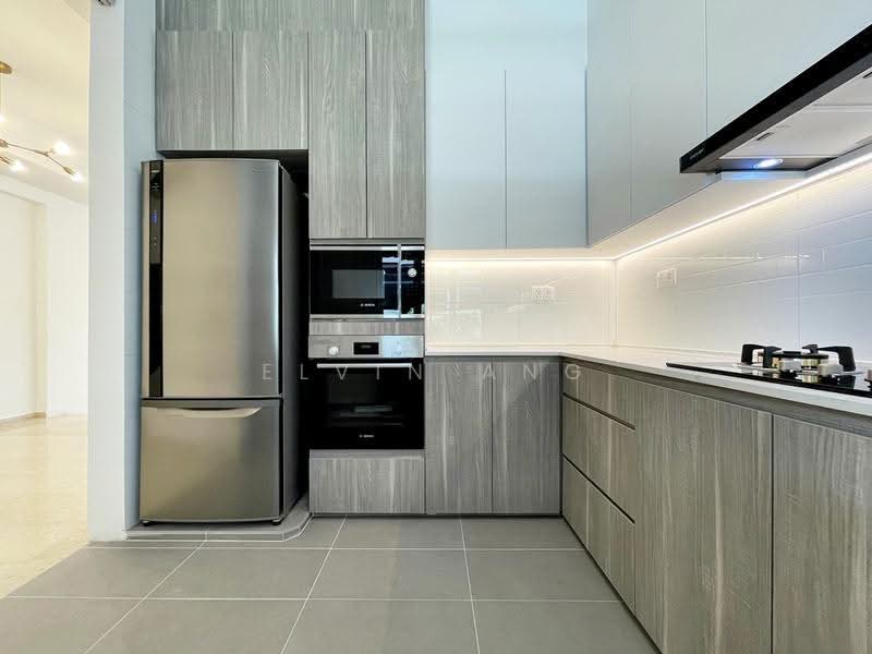5 Bedroom Cluster House @ Upper East Coast Rd, Jalan Haji Salam, Bedok / Upper East Coast, 5 Bedrooms, 2,550 sqft, Cluster House For Rent, by Elvin Ang, 500245942 - Kitchen - PropertyGuru.com.sg