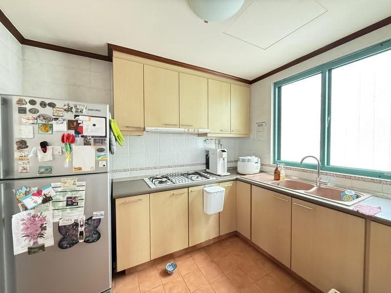 Merawoods, , 2 Bedrooms, 1,076 sqft, Condominium For Sale, by Nancy See, 500245949 - Kitchen - PropertyGuru.com.sg